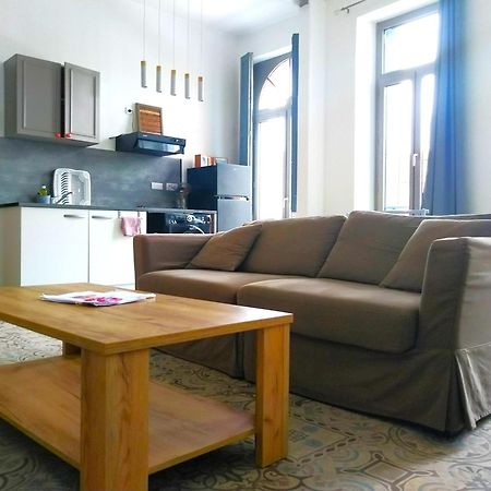 מונטובן Le Cours Foucault - 3 Appartements - 8 Couchages מראה חיצוני תמונה