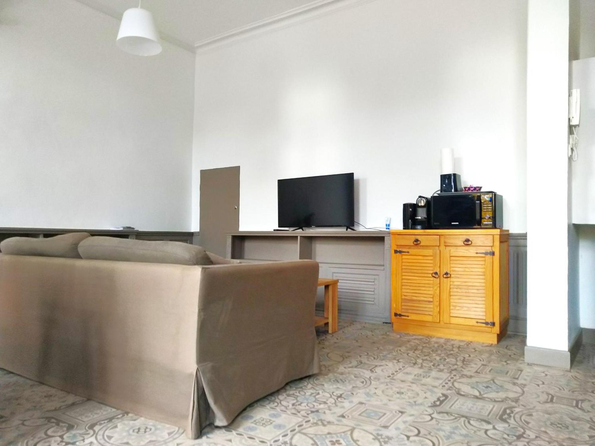 מונטובן Le Cours Foucault - 3 Appartements - 8 Couchages מראה חיצוני תמונה