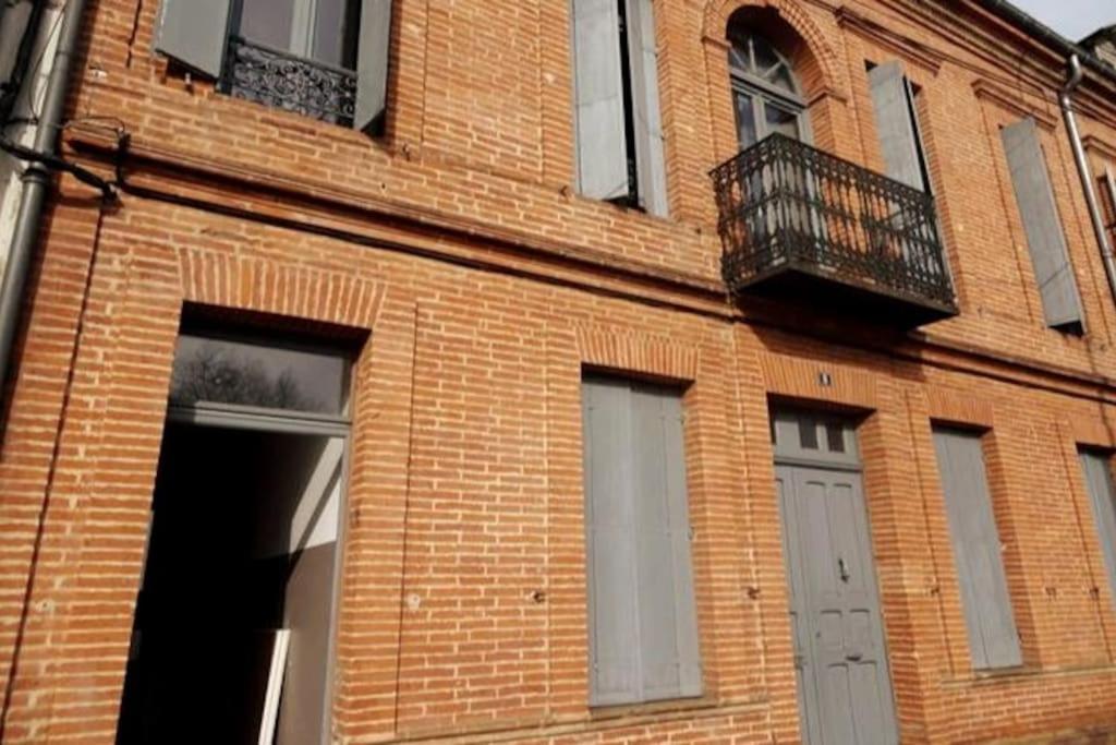 מונטובן Le Cours Foucault - 3 Appartements - 8 Couchages מראה חיצוני תמונה